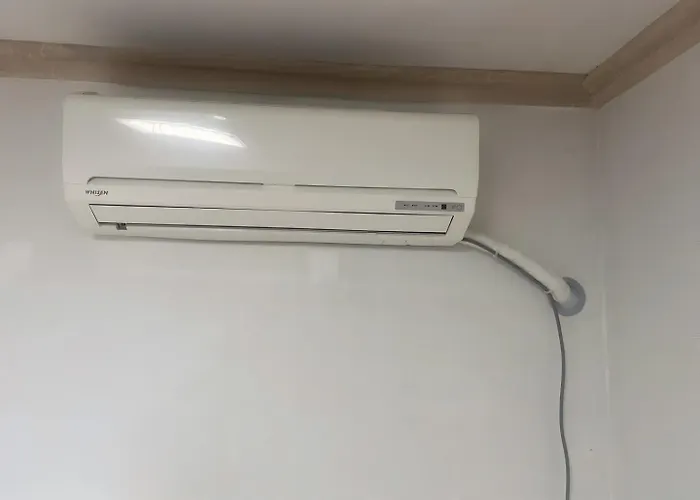 Hongdae Station 5min Full Option Seul