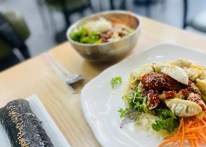 Hongdae Station 5min Full Option
