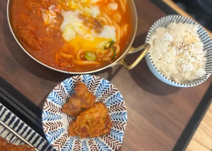 Appartamento Hongdae Station 5min Full Option *