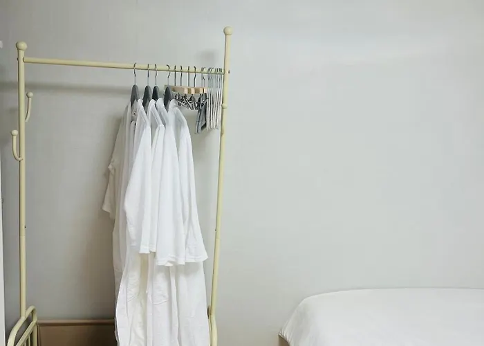 Hongdae Station 5min Full Option * Seul